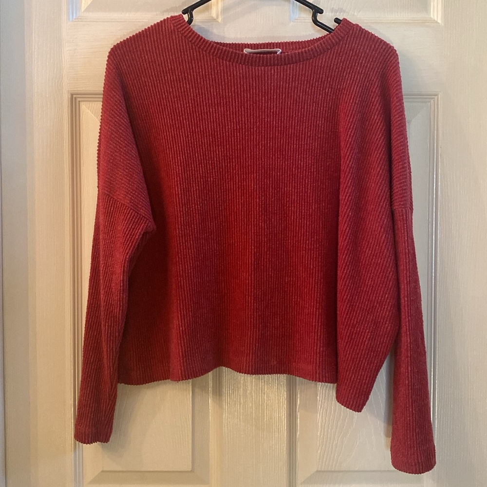 Zenana Outfitters Red Crew Neck Sweater - Picture 3 of 12